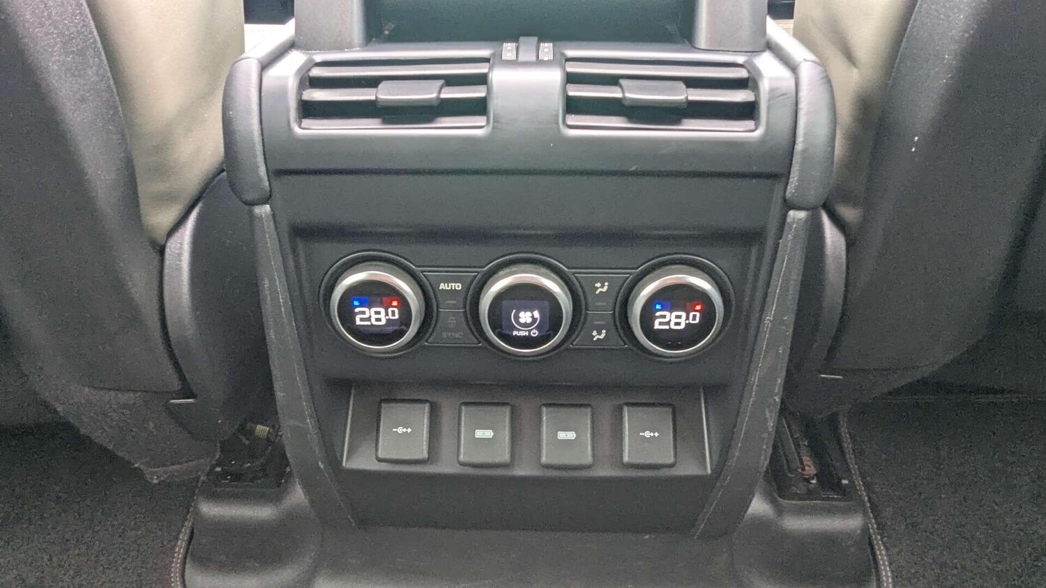 Used Land Rover Defender 2020 for sale - 77838473: Photo 77