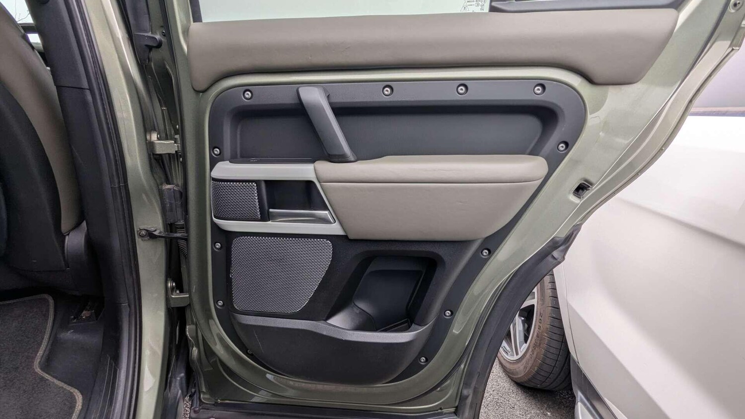 Used Land Rover Defender 2020 for sale - 77838473: Photo 82