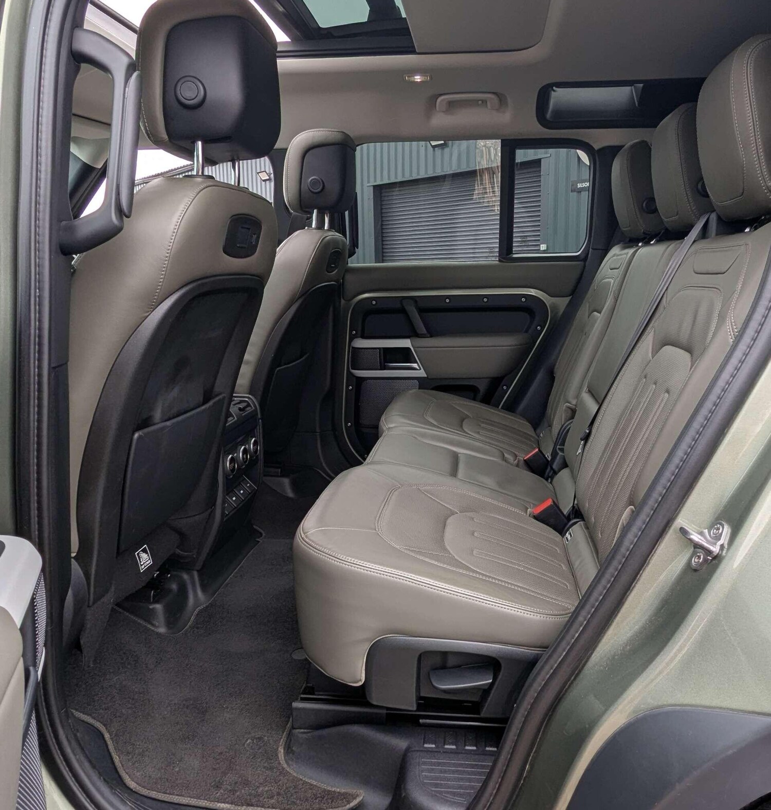 Used Land Rover Defender 2020 for sale - 77838473: Photo 86