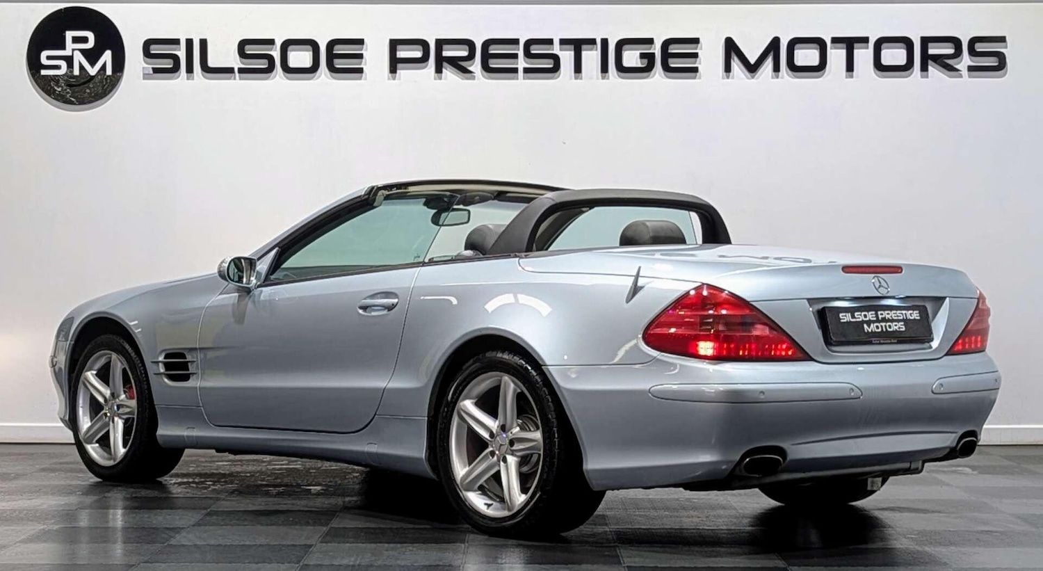 Used Mercedes-Benz S Class 2004 for sale - 76731108: Photo 2