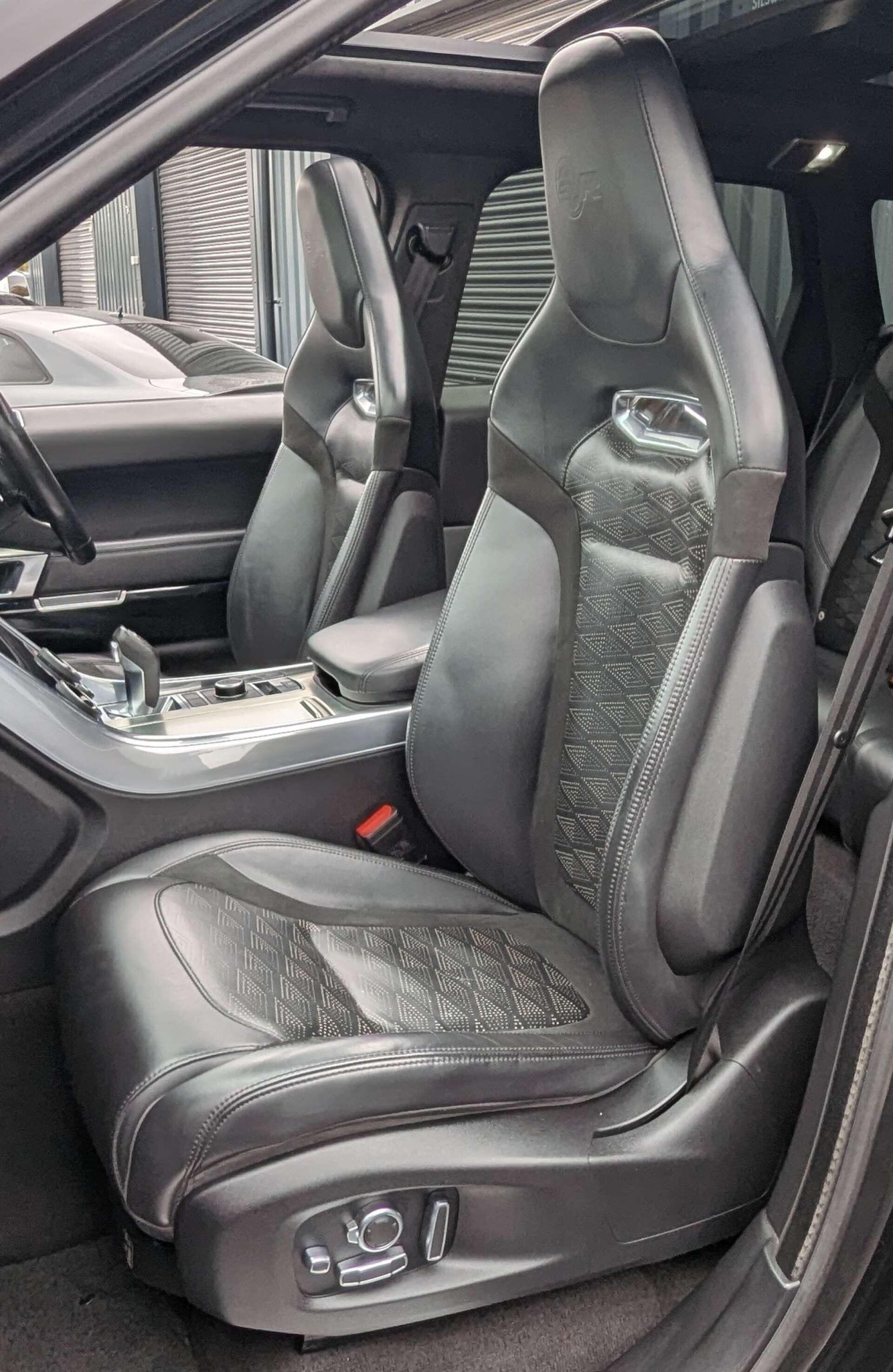 Used Land Rover Range Rover 2024 for sale - 76886451: Photo 28