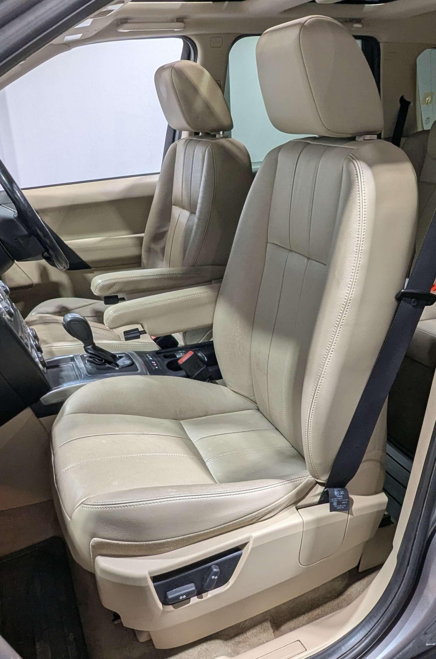 Used Land Rover Discovery 2017 for sale - 77387173: Photo 24