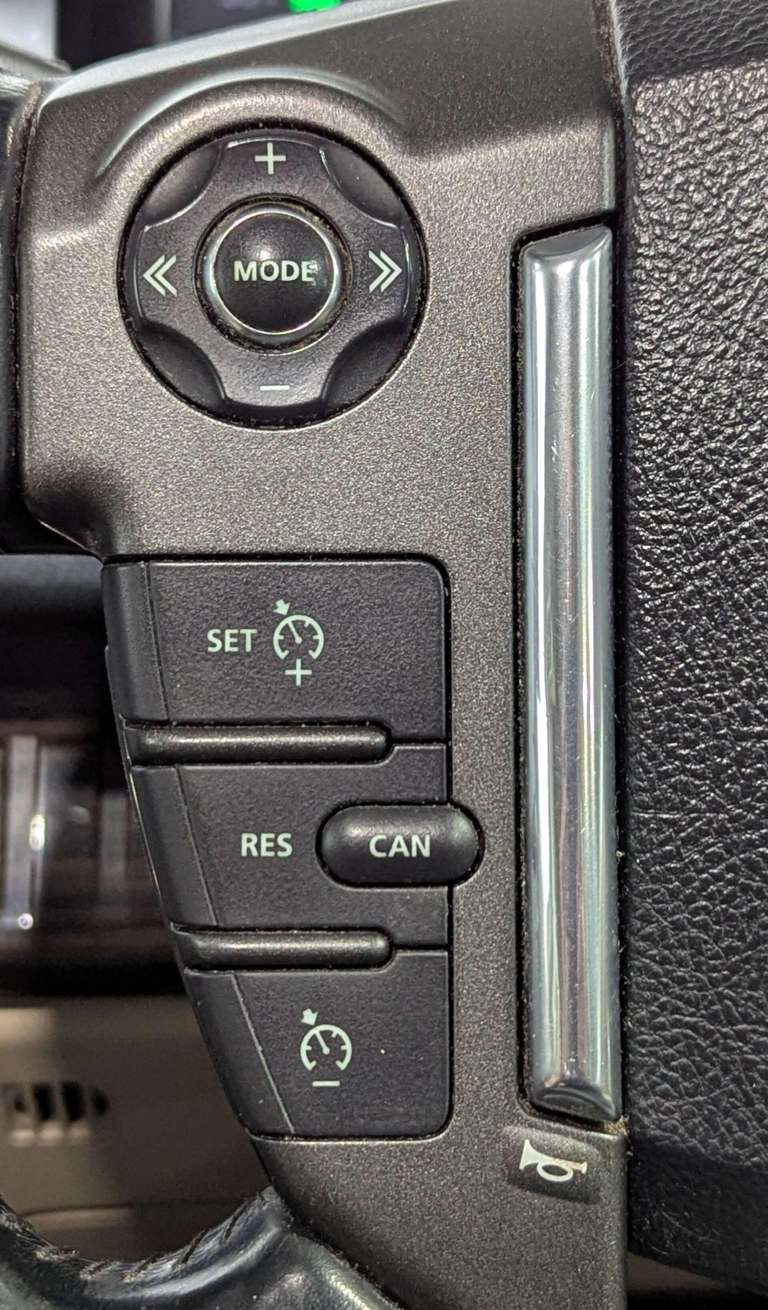 Used Land Rover Discovery 2017 for sale - 77387173: Photo 31