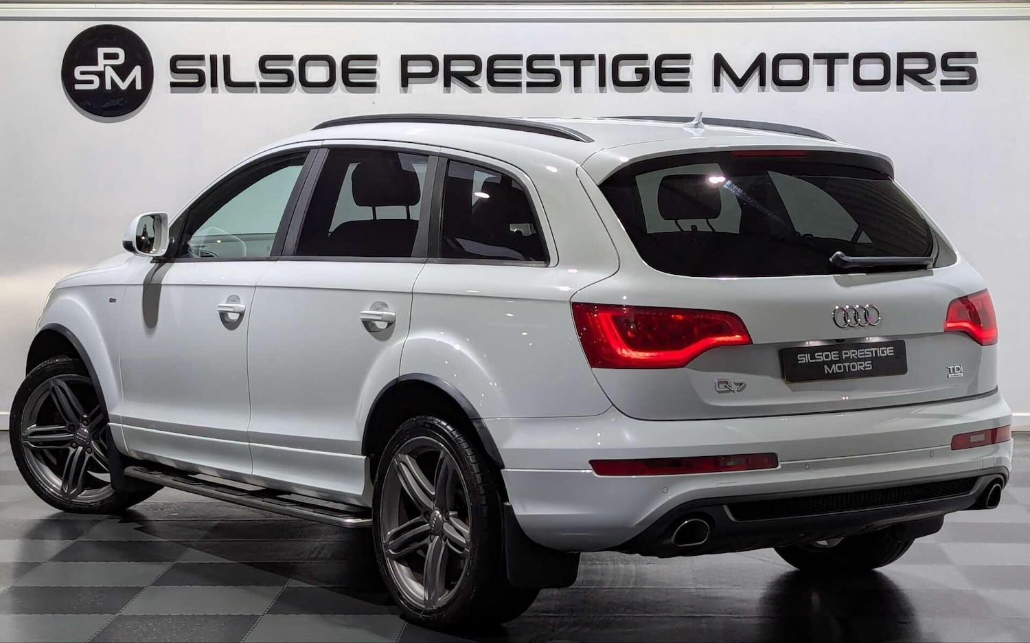 Used Audi Q7 2014 for sale - 77156551: Photo 2