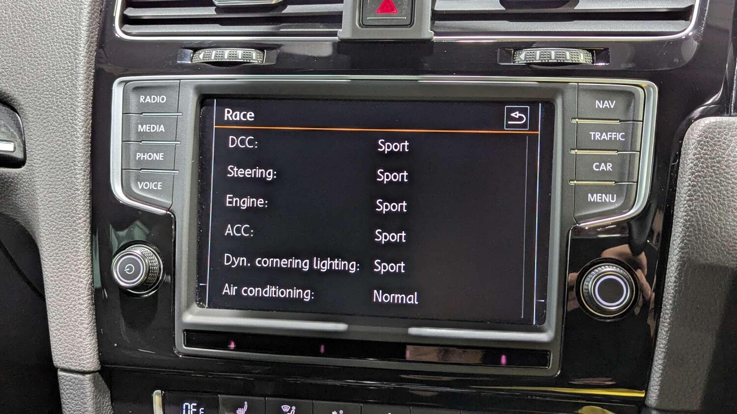 Used Volkswagen Golf 2015 for sale - 77573812: Photo 38