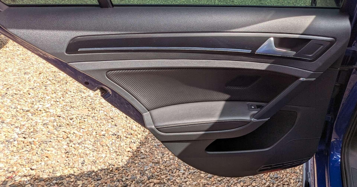 Used Volkswagen Golf 2015 for sale - 77359057: Photo 28