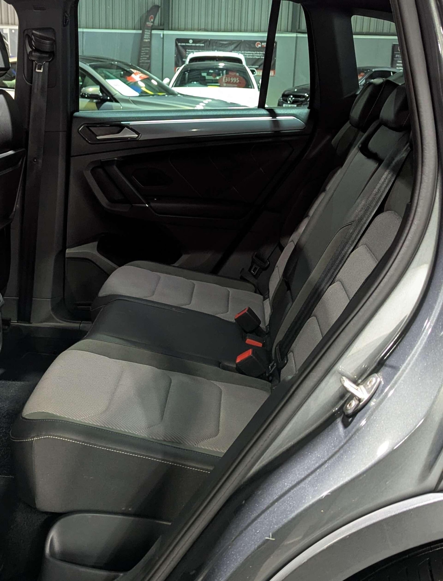 Used Volkswagen Tiguan 2018 for sale - 77230399: Photo 25