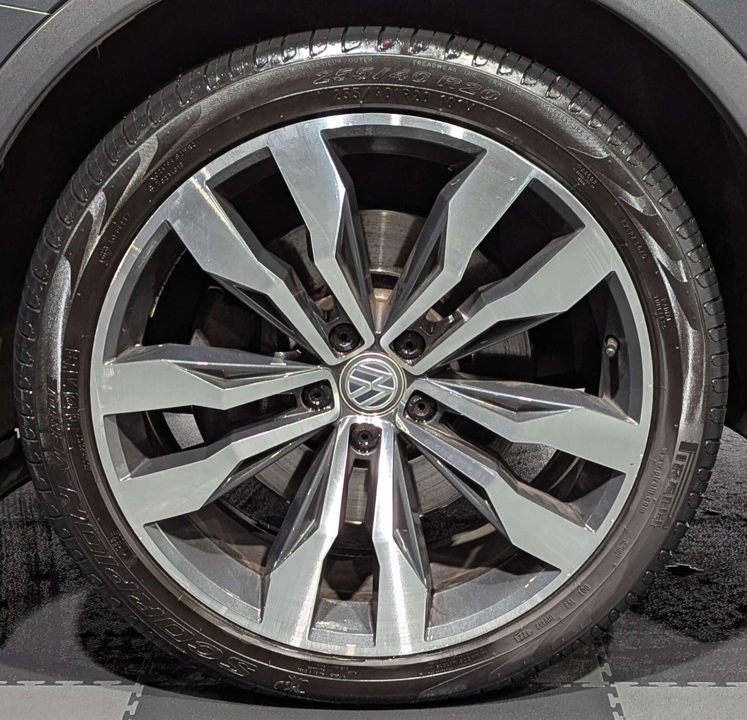 Used Volkswagen Tiguan 2018 for sale - 77230399: Photo 44