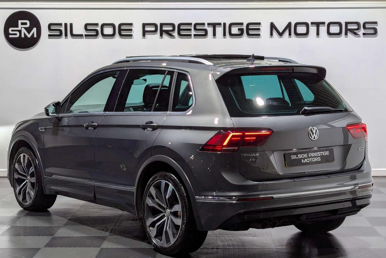 Used Volkswagen Tiguan 2018 for sale - 77230399: Photo 9