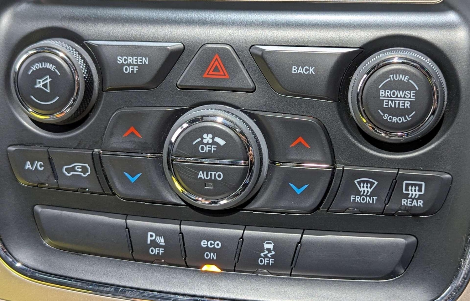 Used Jeep Grand Cherokee 2015 for sale - 76886134: Photo 34