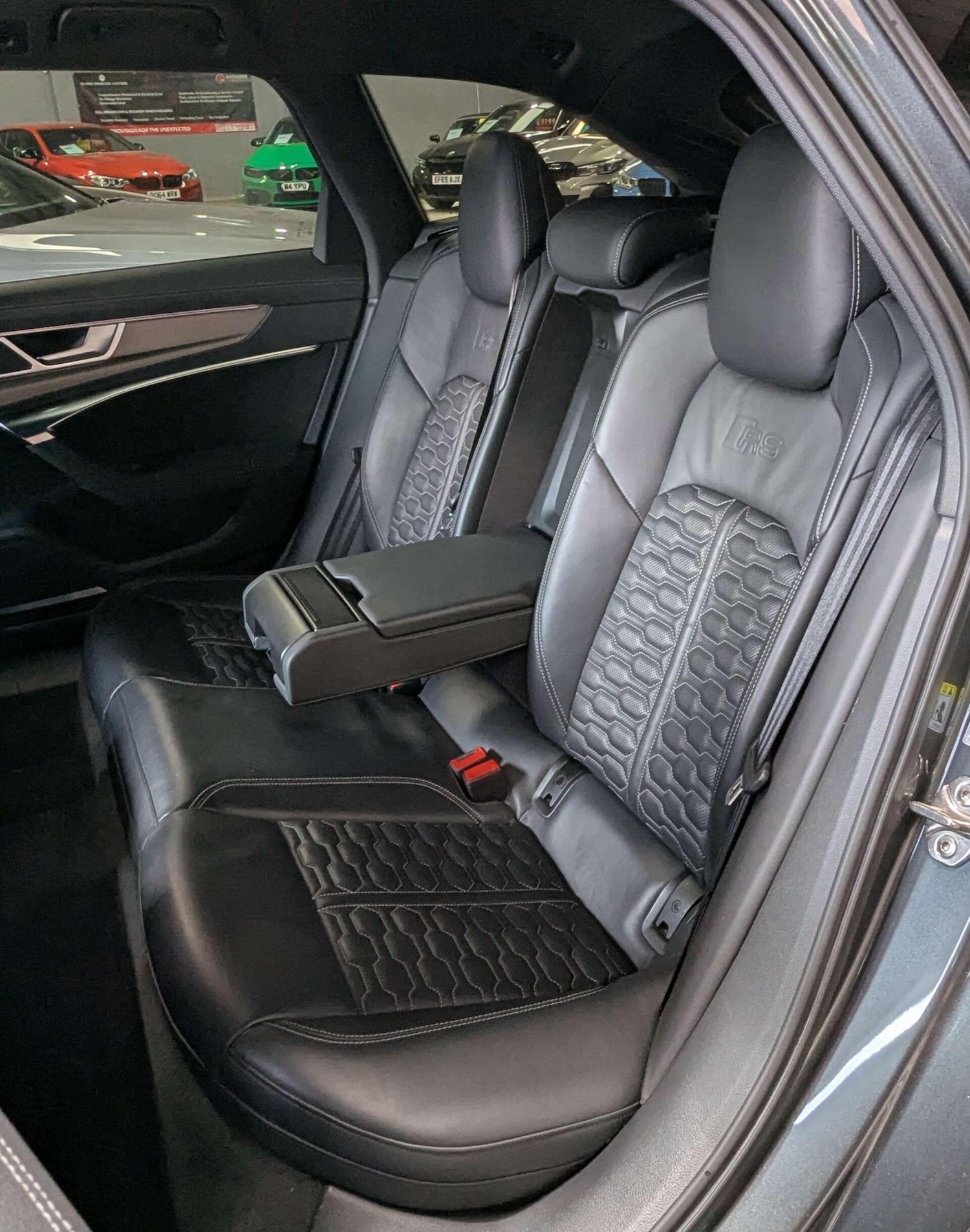 Used Audi RS6 2020 for sale - 76731127: Photo 29