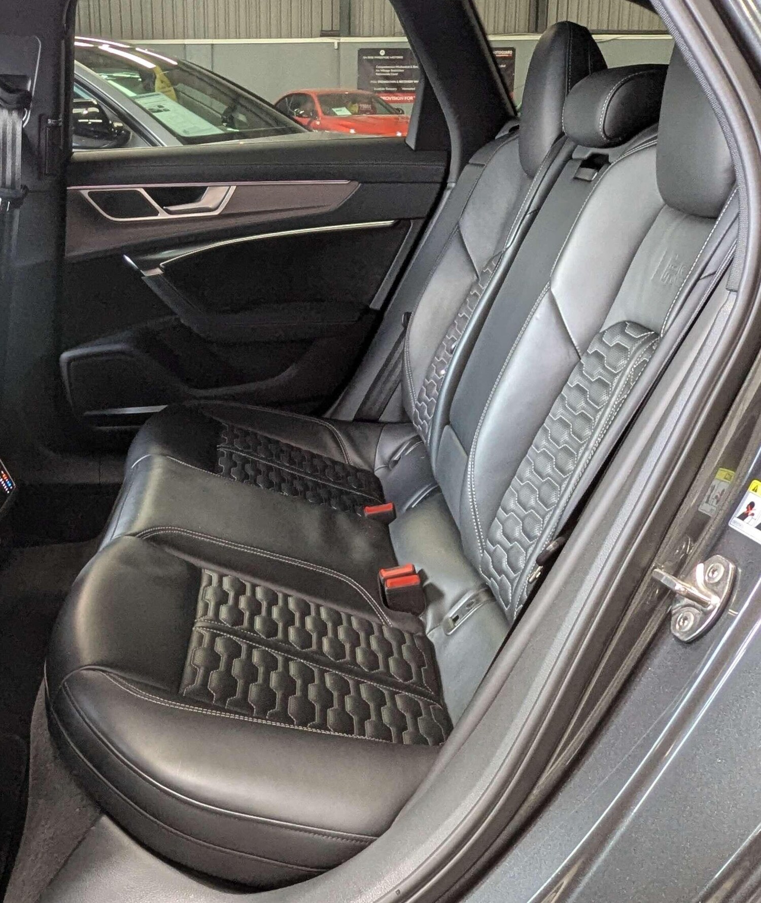 Used Audi RS6 2020 for sale - 76731127: Photo 30