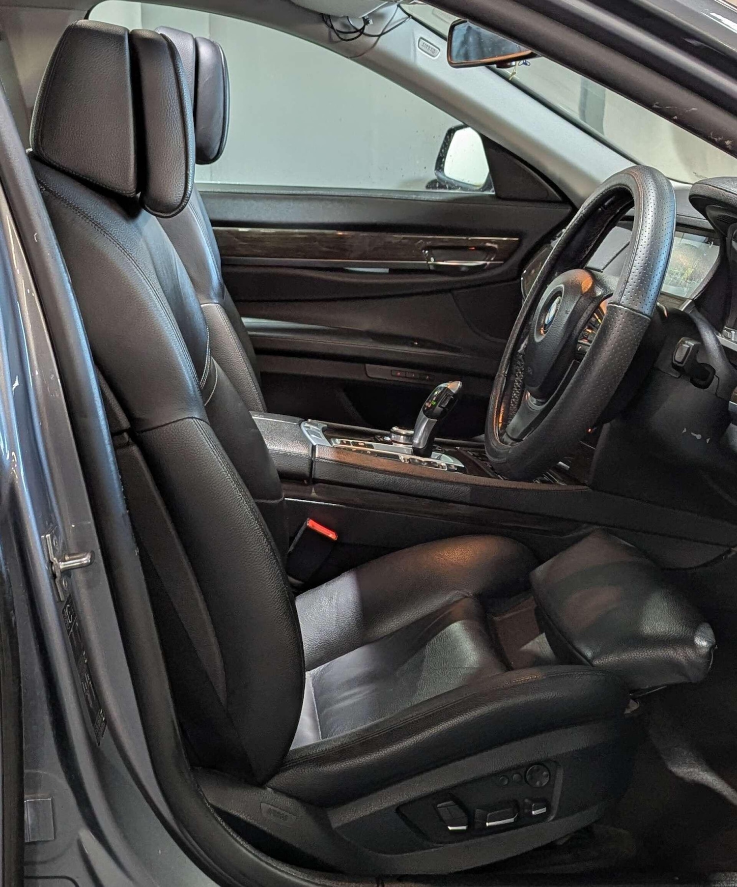 Used BMW 7 Series 2011 for sale - 77633168: Photo 18