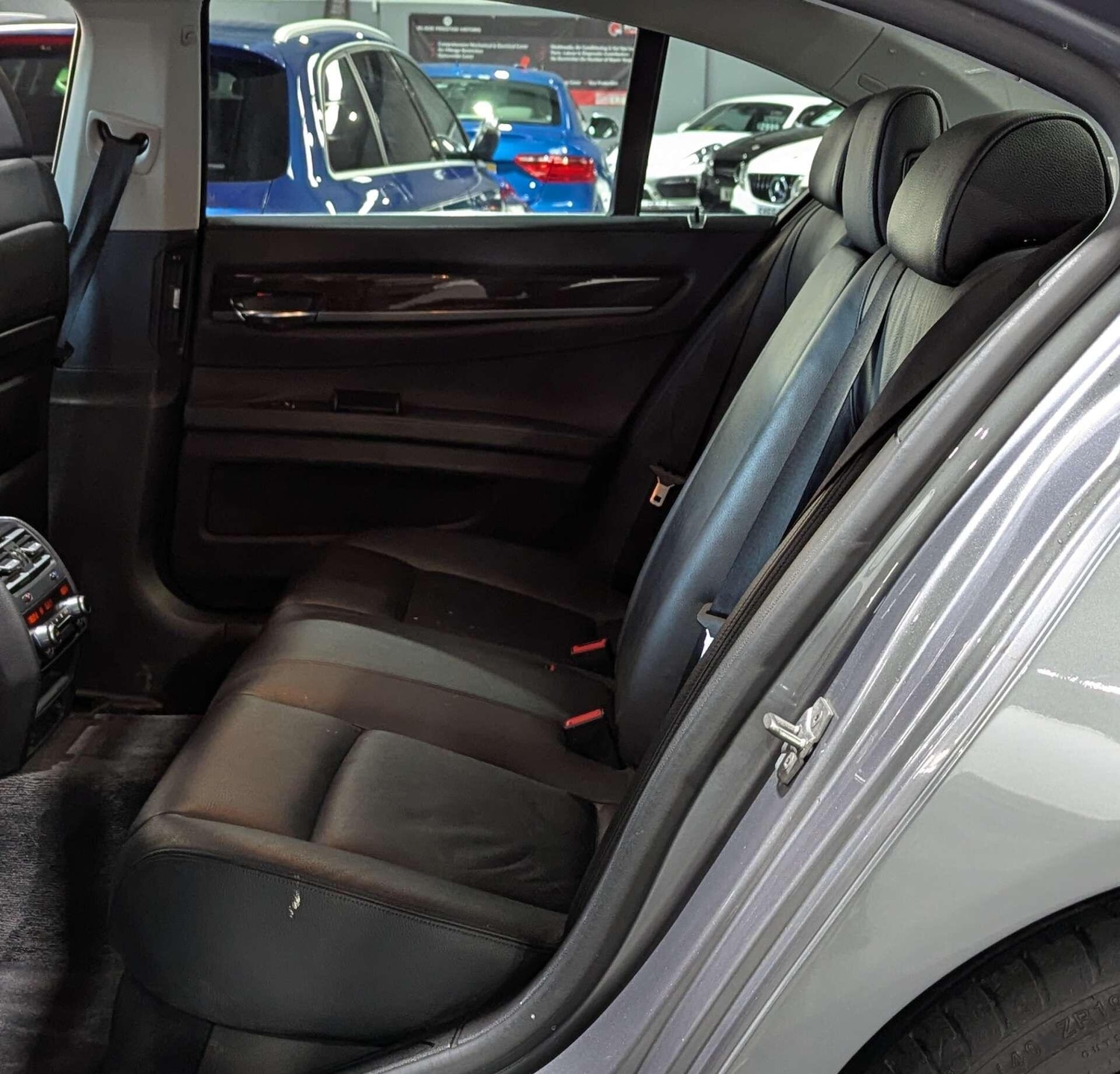 Used BMW 7 Series 2011 for sale - 77633168: Photo 26