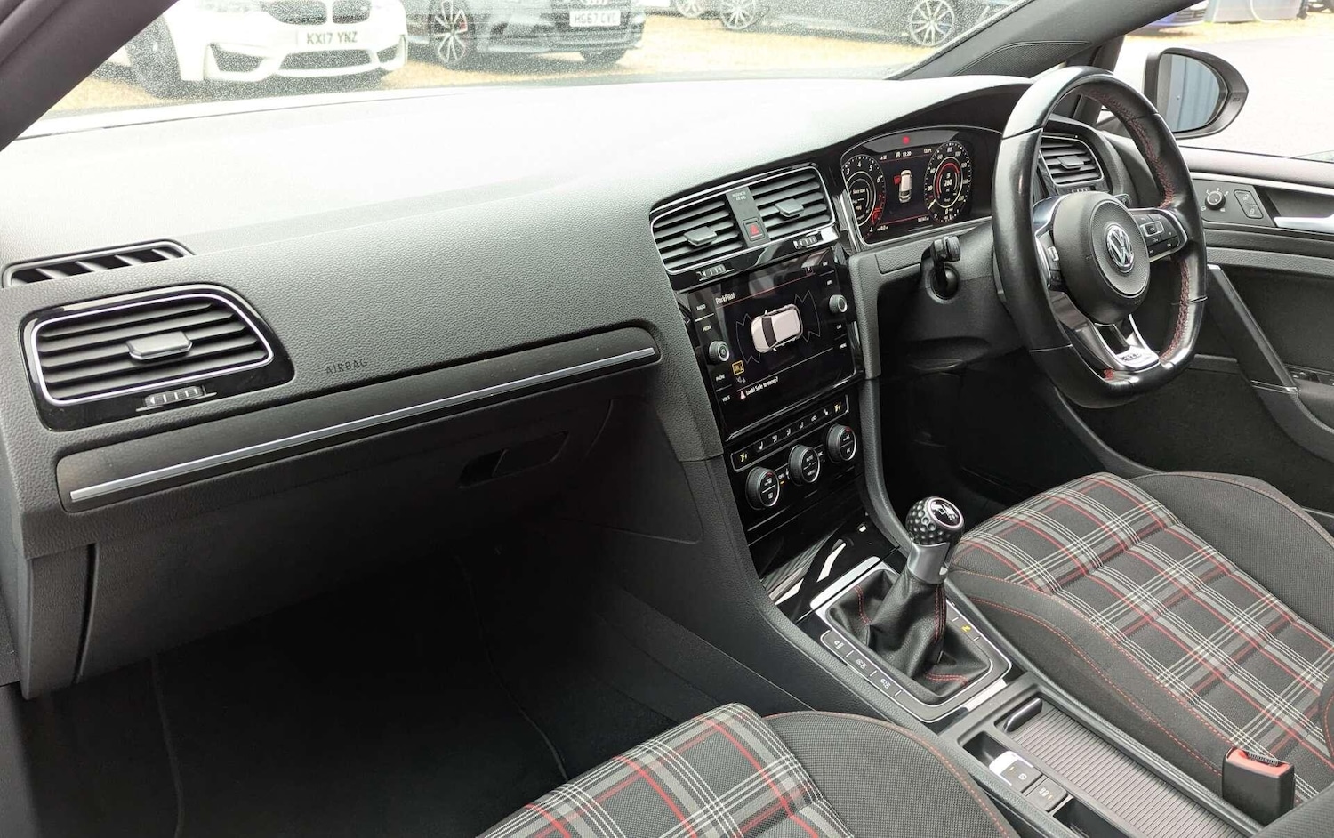 Used Volkswagen Golf 2018 for sale - 76925971: Photo 24