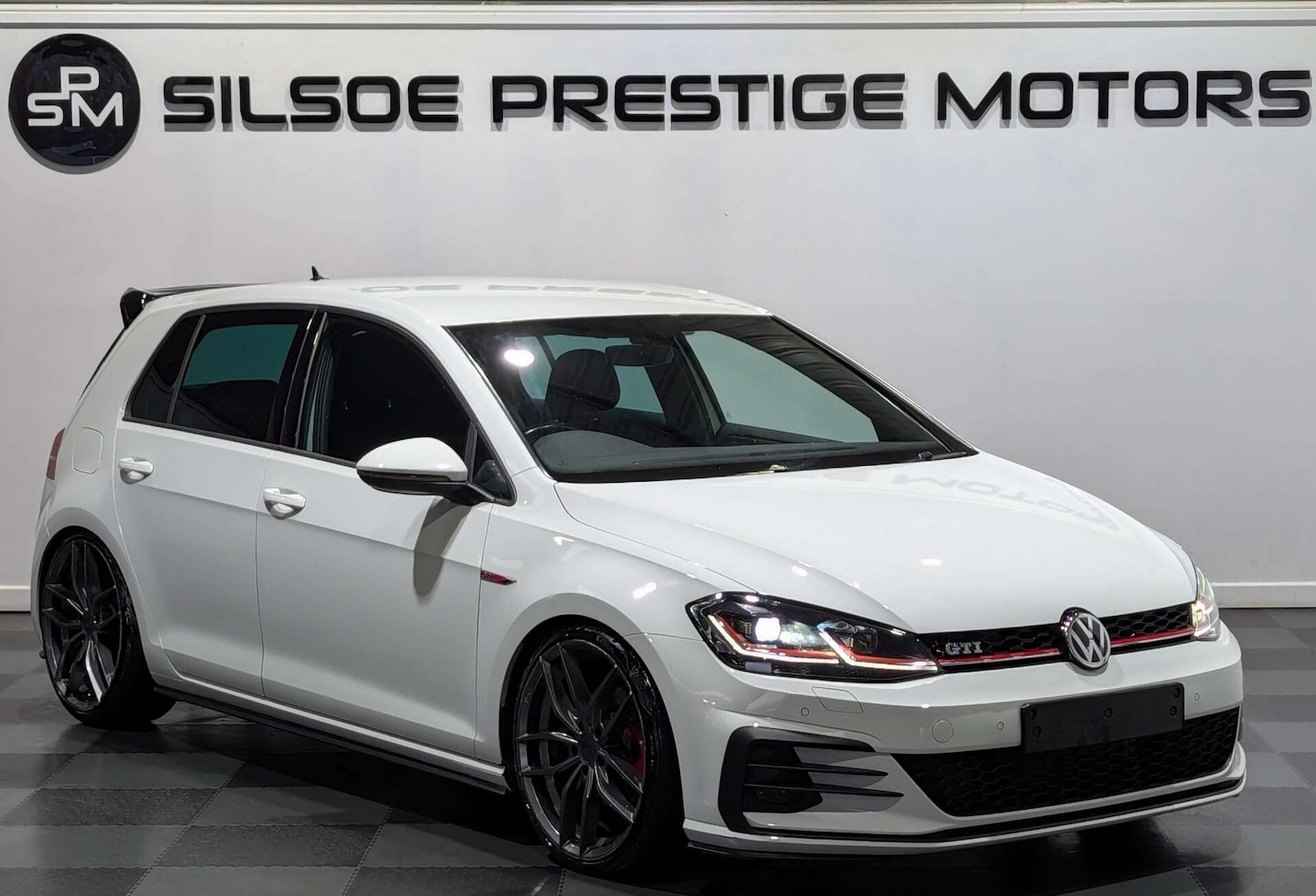 Used Volkswagen Golf 2018 for sale - 76925971: Photo 3