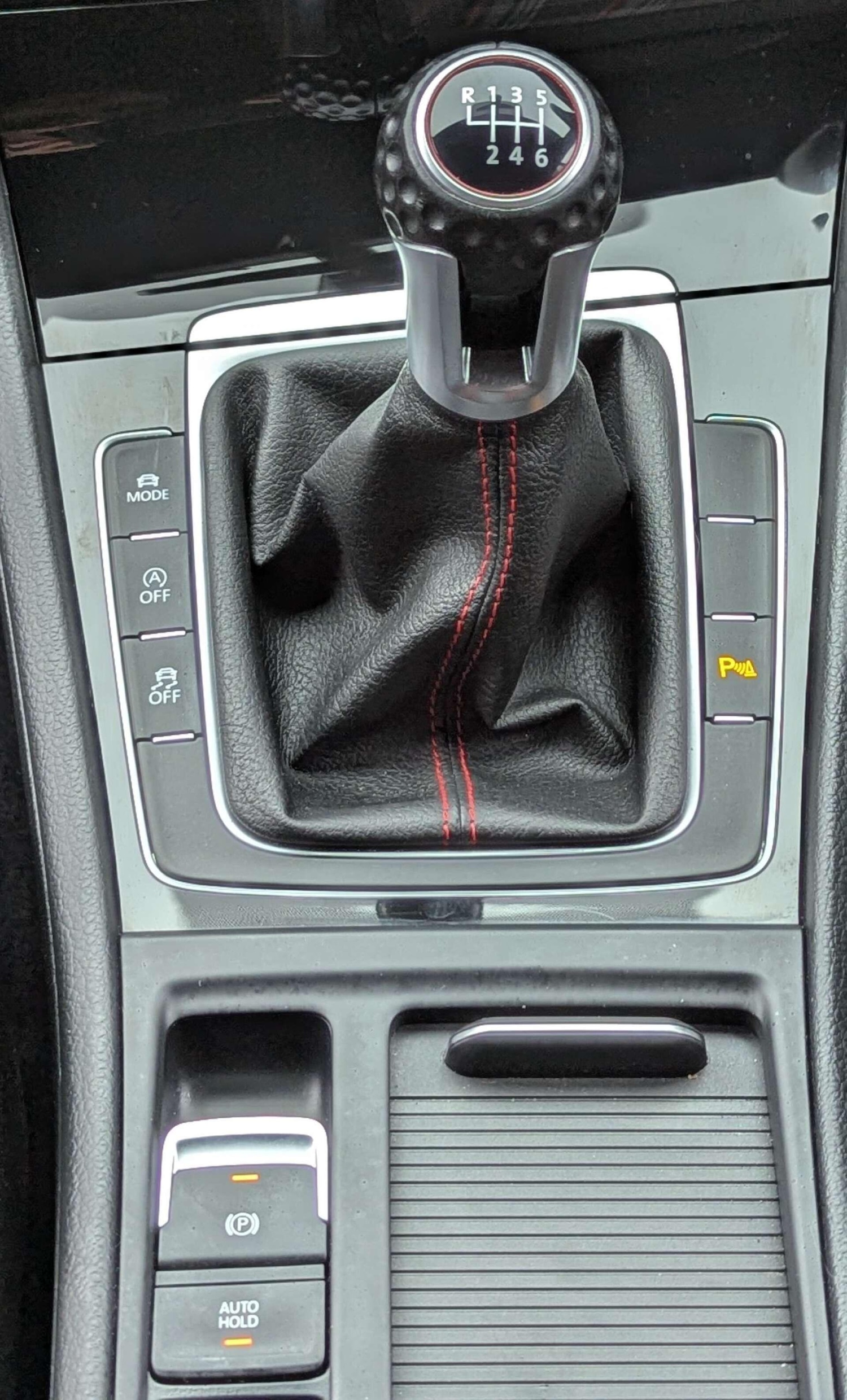 Used Volkswagen Golf 2018 for sale - 76925971: Photo 35