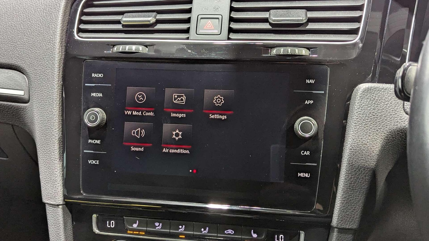 Used Volkswagen Golf 2018 for sale - 76925971: Photo 38