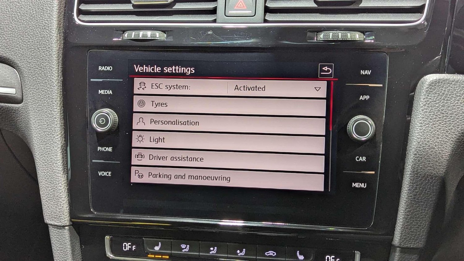 Used Volkswagen Golf 2018 for sale - 76925971: Photo 42