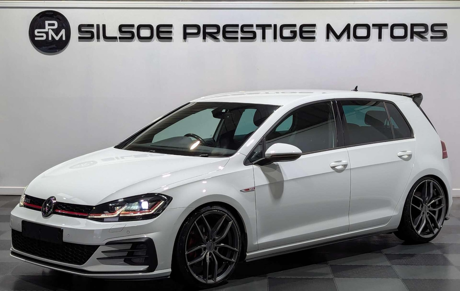 Used Volkswagen Golf 2018 for sale - 76925971: Photo 5