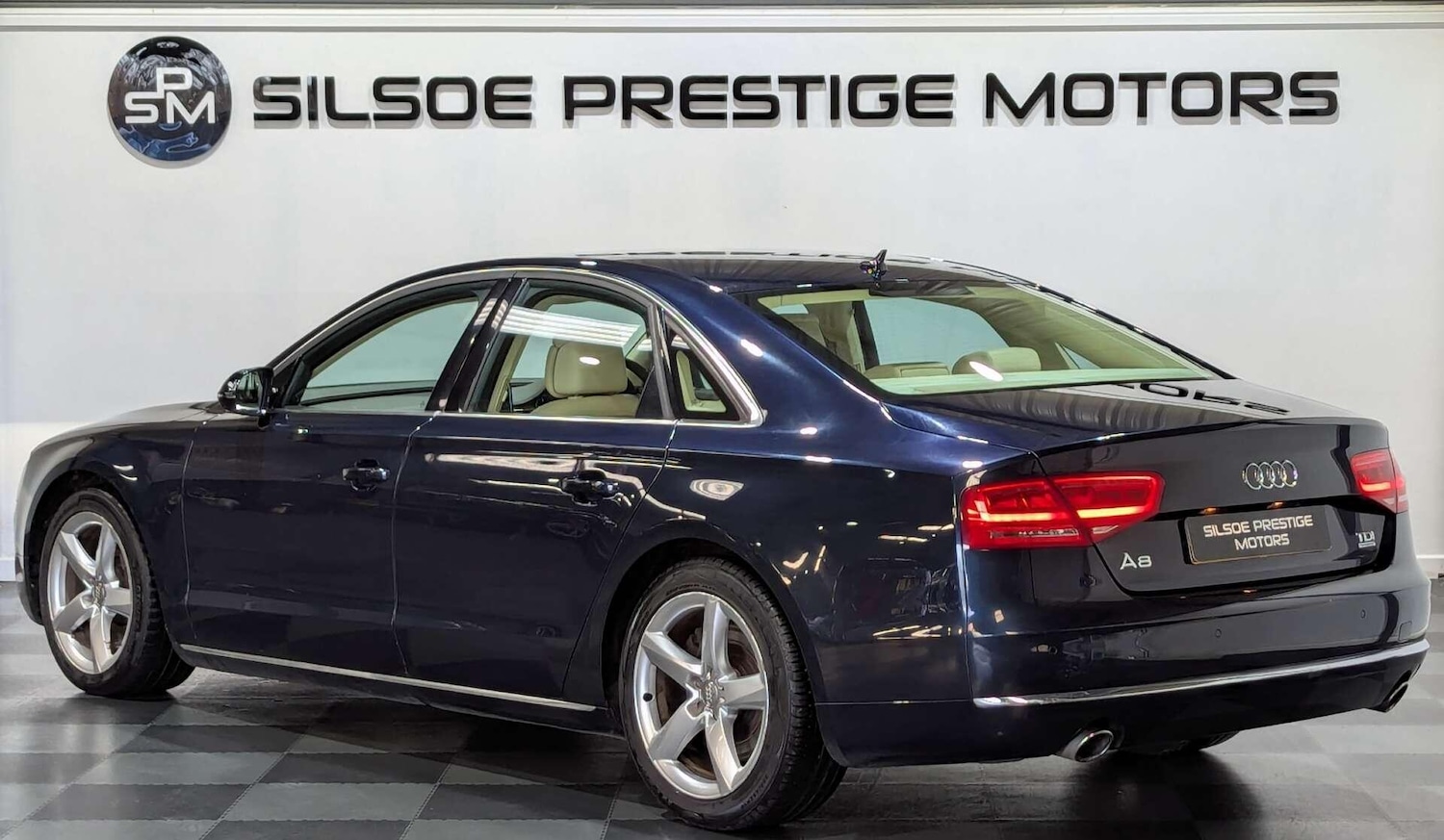 Used Audi A8 2011 for sale - 77574910: Photo 8