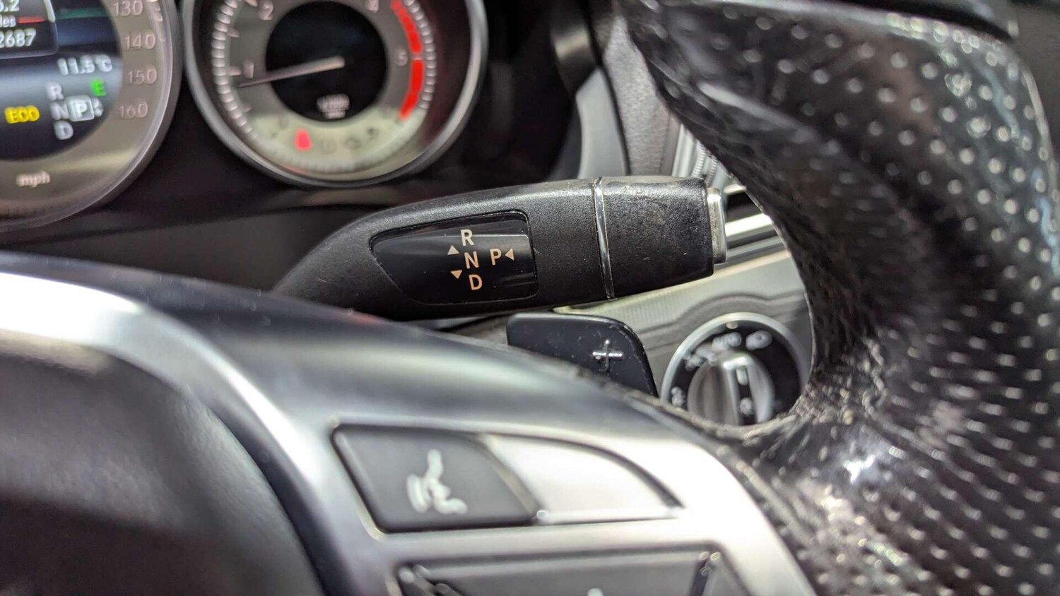 Used Mercedes-Benz E Class 2015 for sale - 77467903: Photo 45