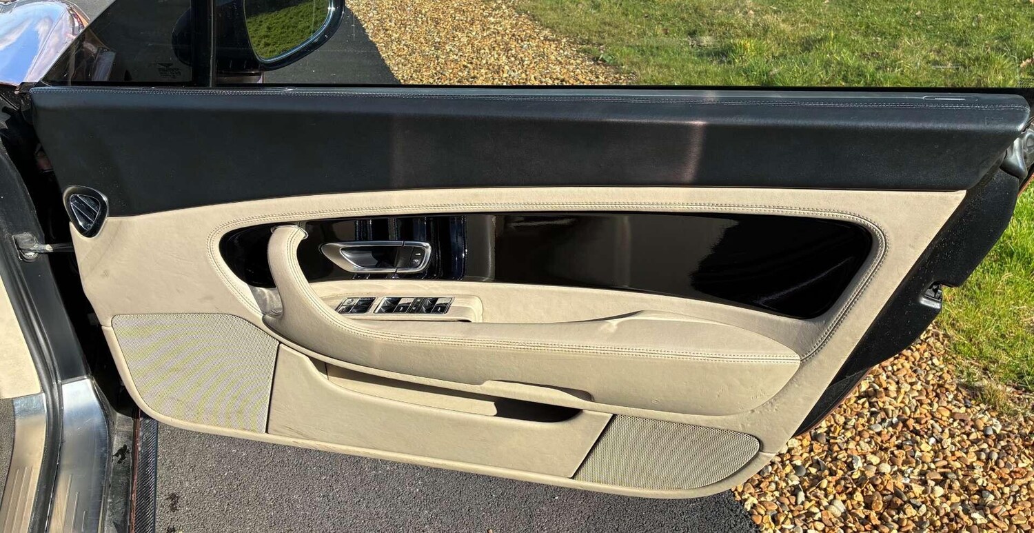 Used Bentley Continental 2004 for sale - 77838484: Photo 9