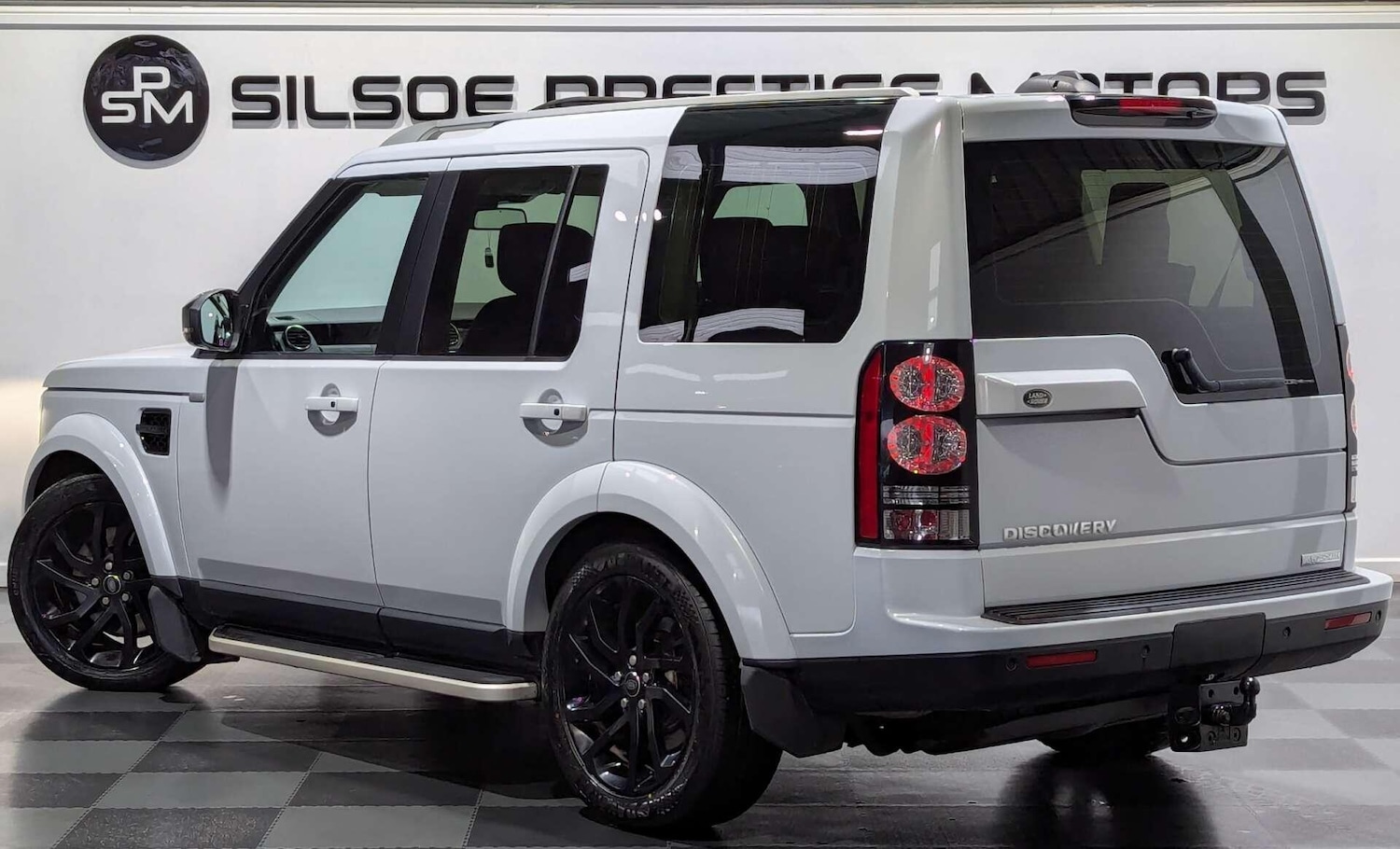 Used Land Rover Discovery 2016 for sale - 76731095: Photo 2