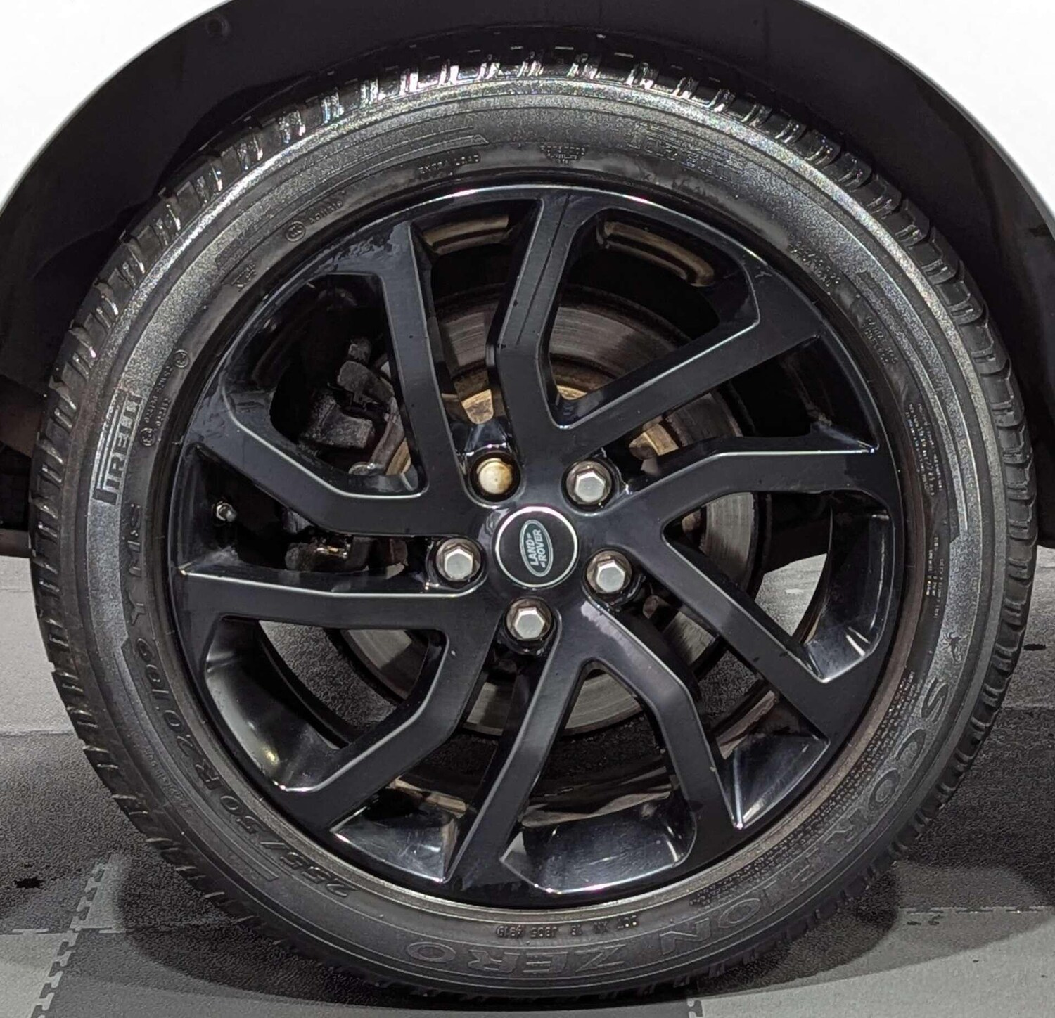 Used Land Rover Discovery 2016 for sale - 76731095: Photo 50