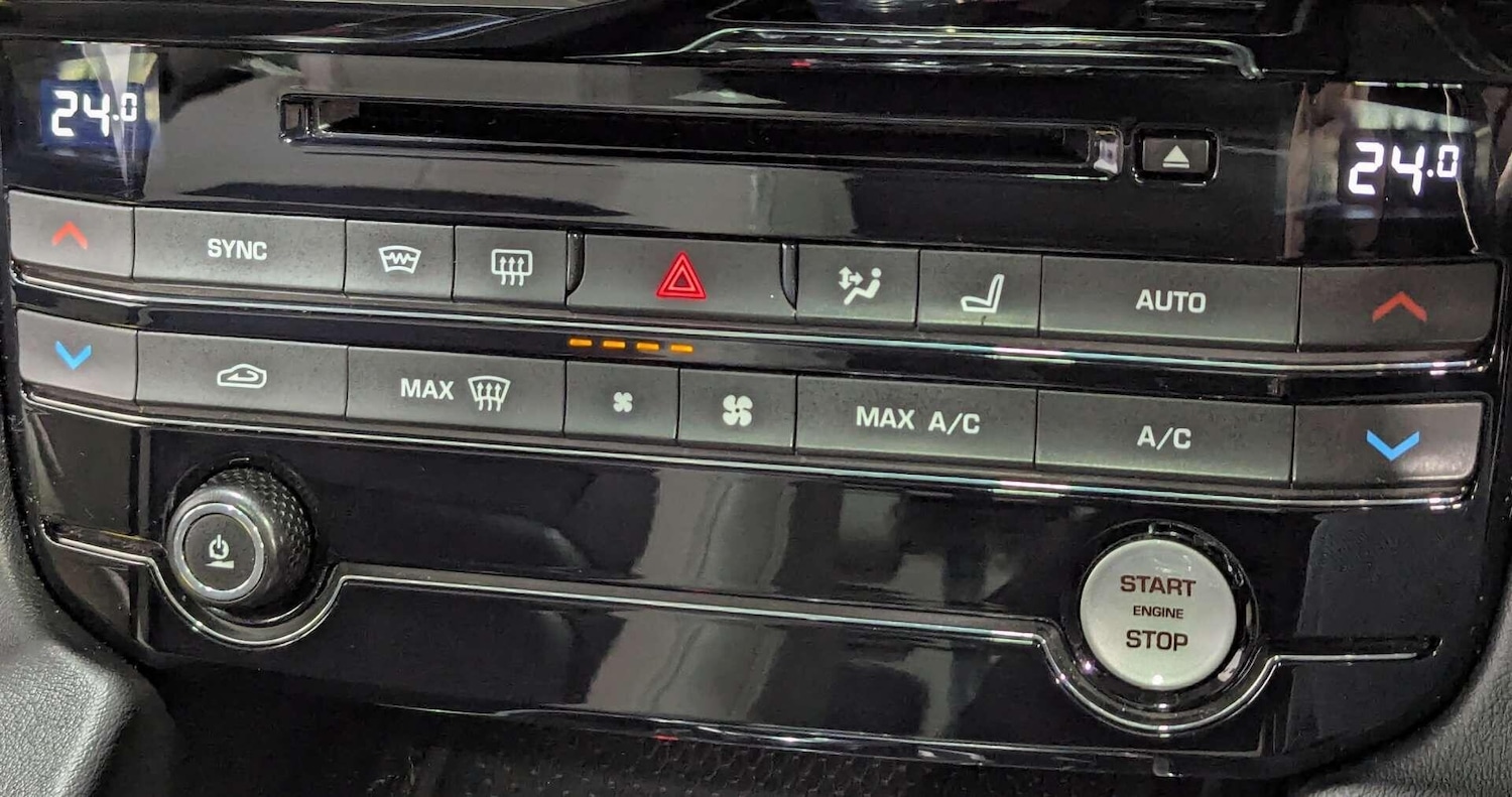 Used Jaguar F-Pace for sale - 77015585: Photo 44