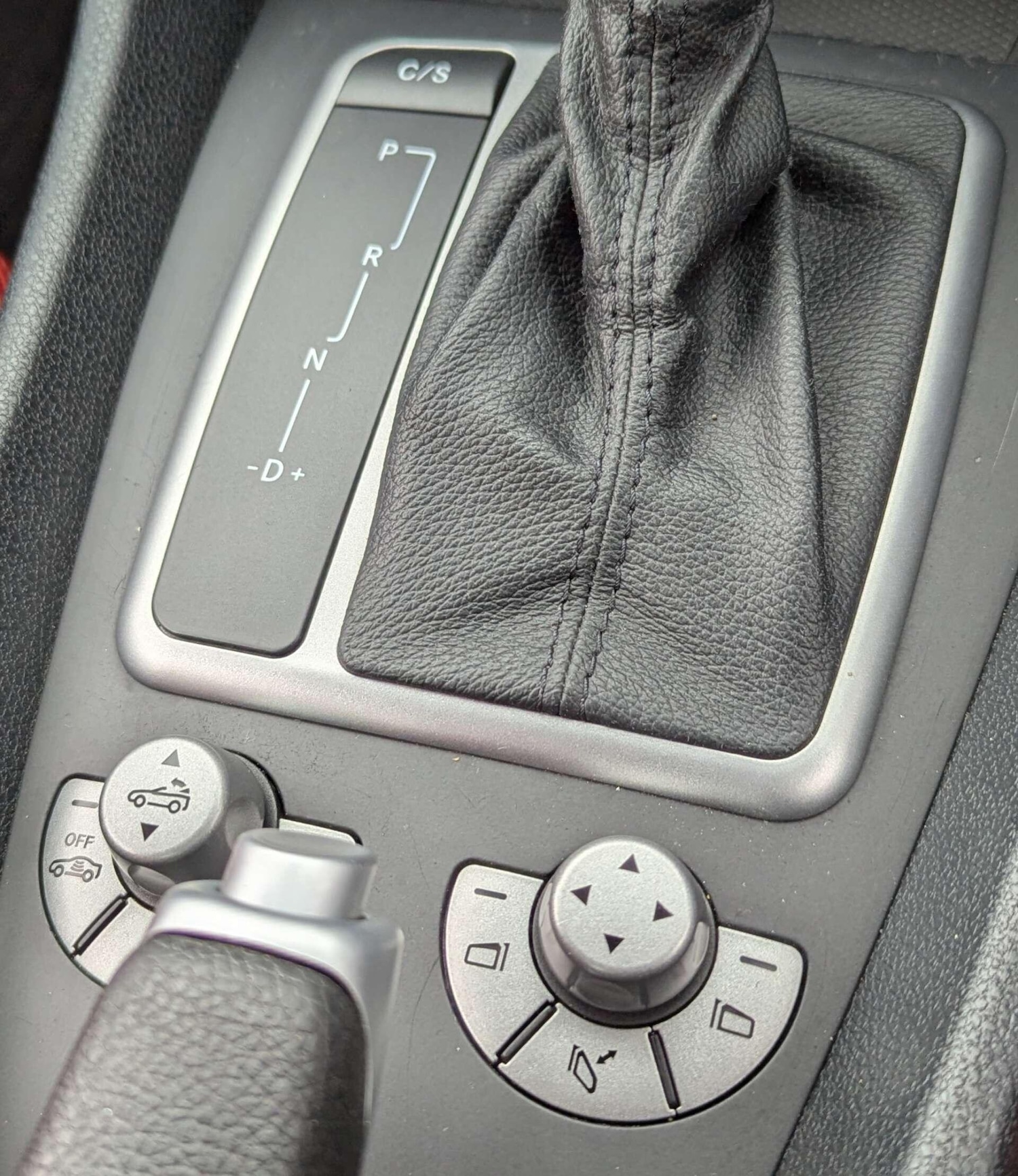 Used Mercedes-Benz SLK 2010 for sale - 77229832: Photo 28