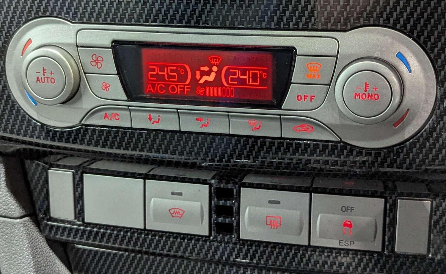 Used Ford Focus 2010 for sale - 77039830: Photo 31