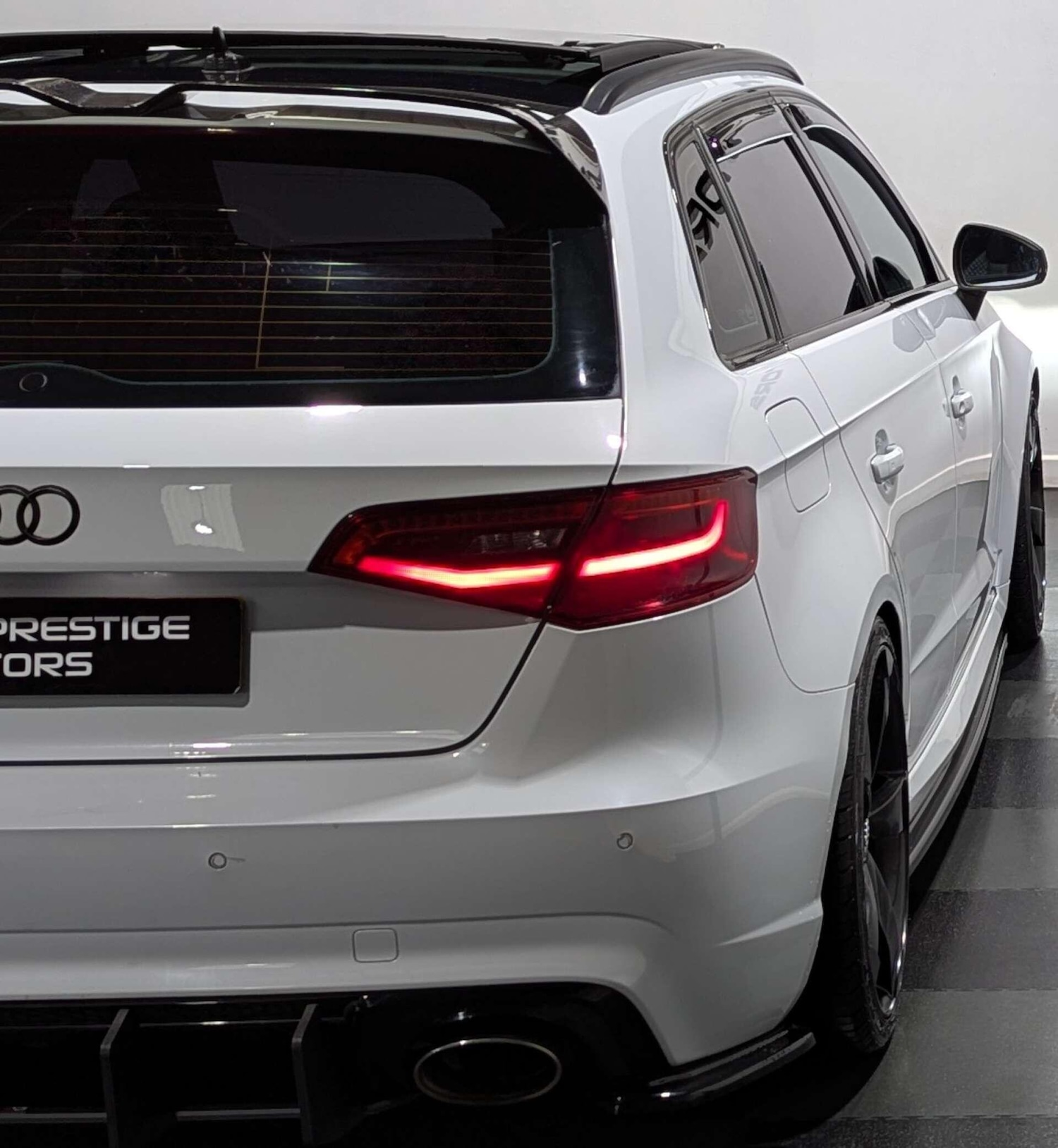 Used Audi RS3 2016 for sale - 76731131: Photo 12