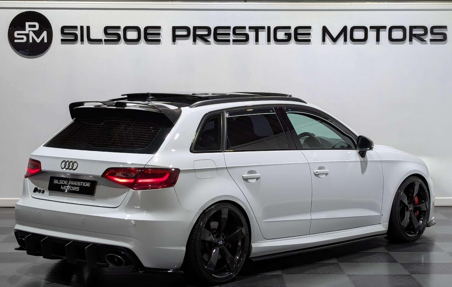 Used Audi RS3 2016 for sale - 76731131: Photo 13