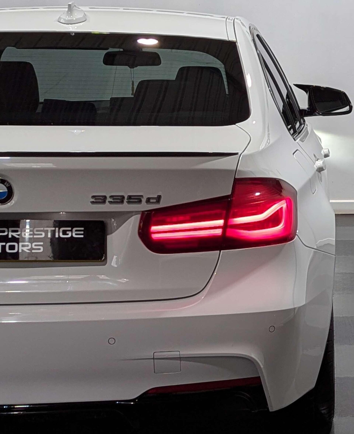 Used BMW 3 Series 2017 for sale - 76731123: Photo 11