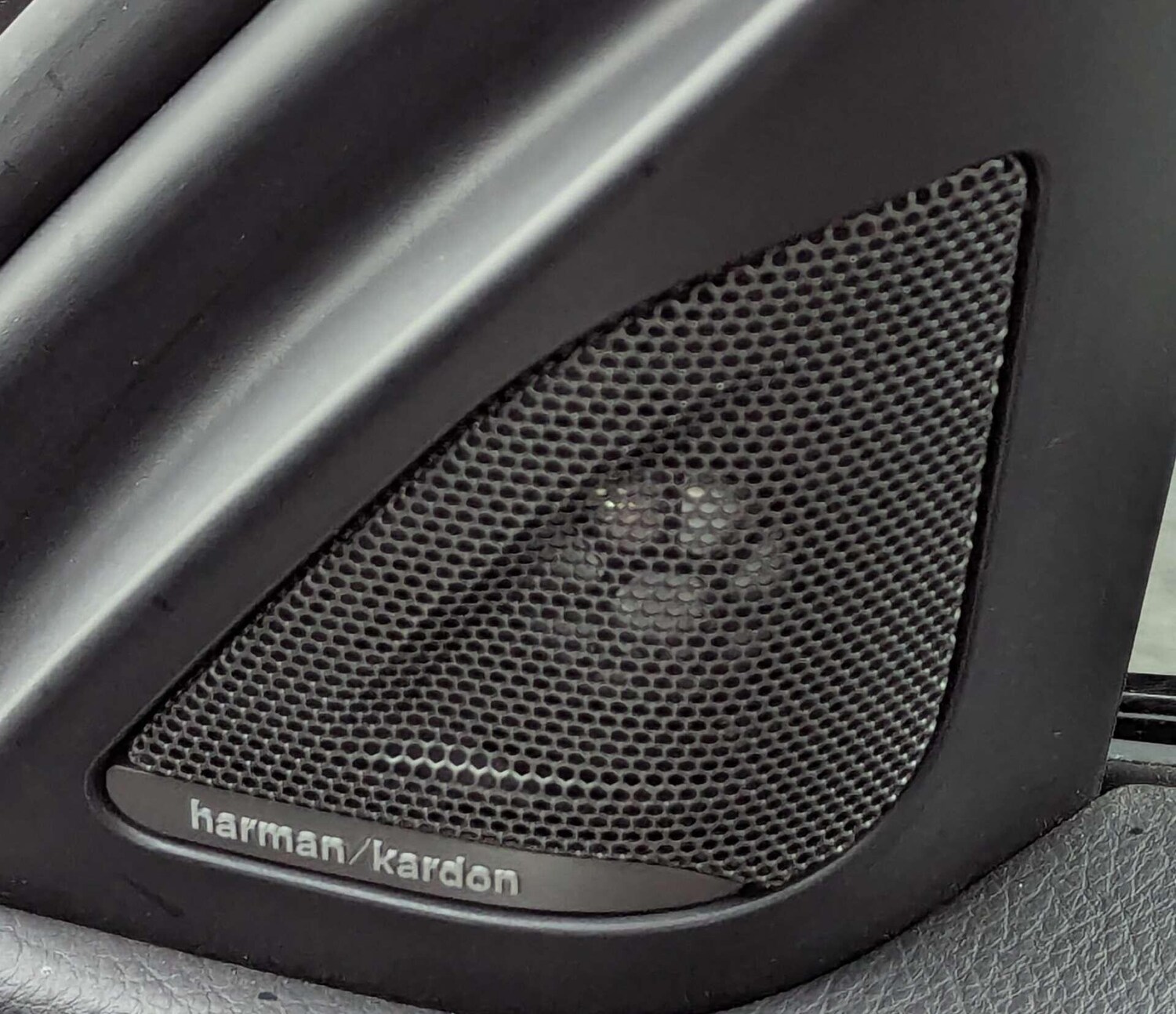 Used BMW 3 Series 2017 for sale - 76731123: Photo 16