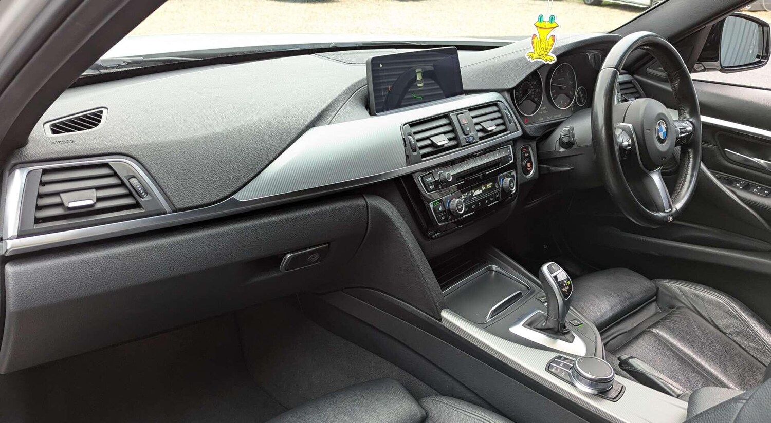 Used BMW 3 Series 2017 for sale - 76731123: Photo 24