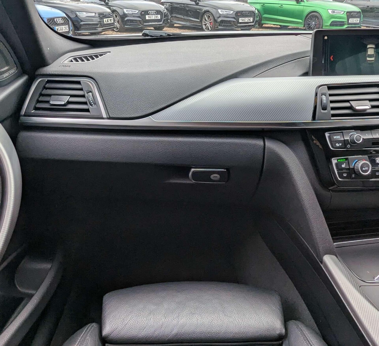 Used BMW 3 Series 2017 for sale - 76731123: Photo 28