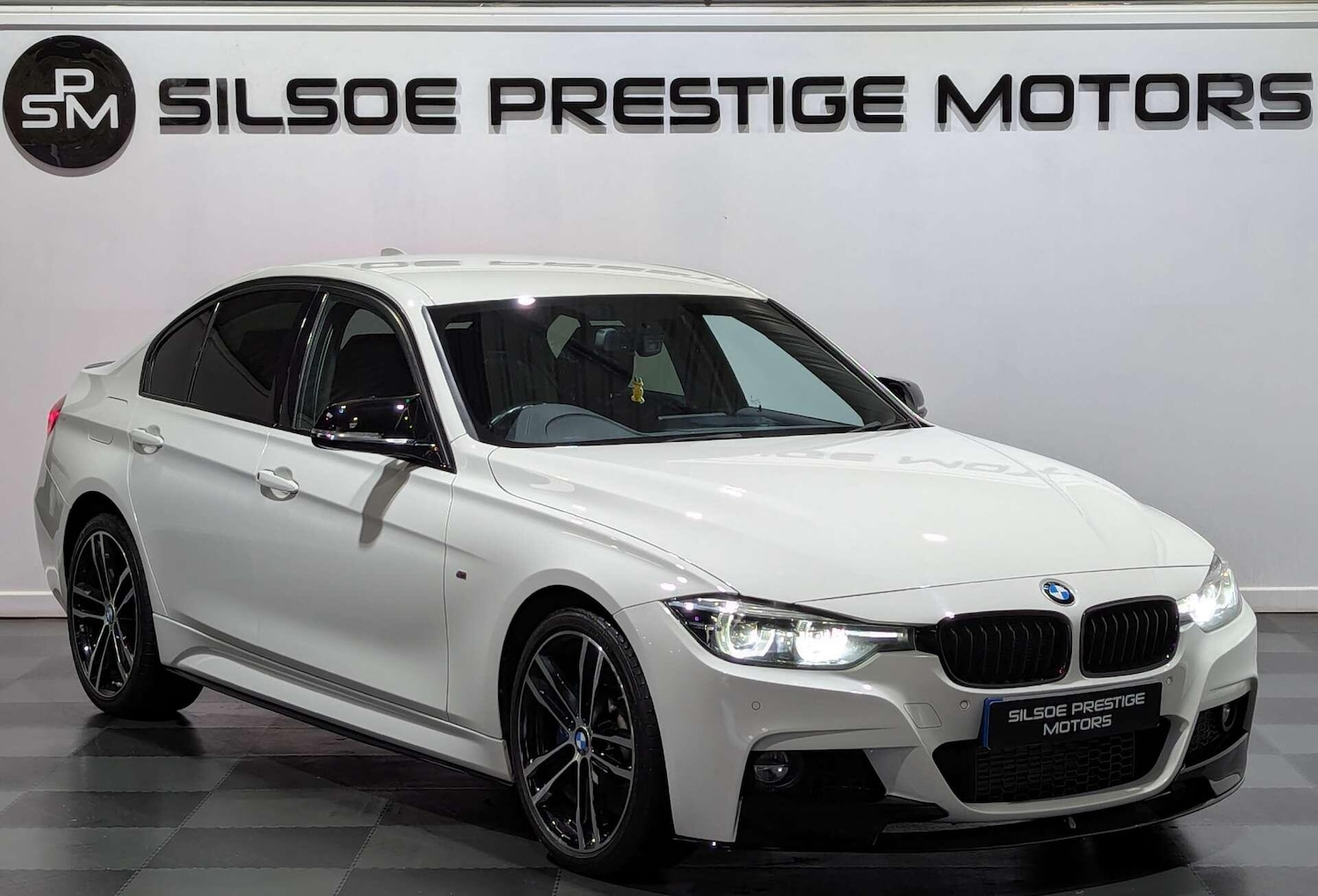 Used BMW 3 Series 2017 for sale - 76731123: Photo 3