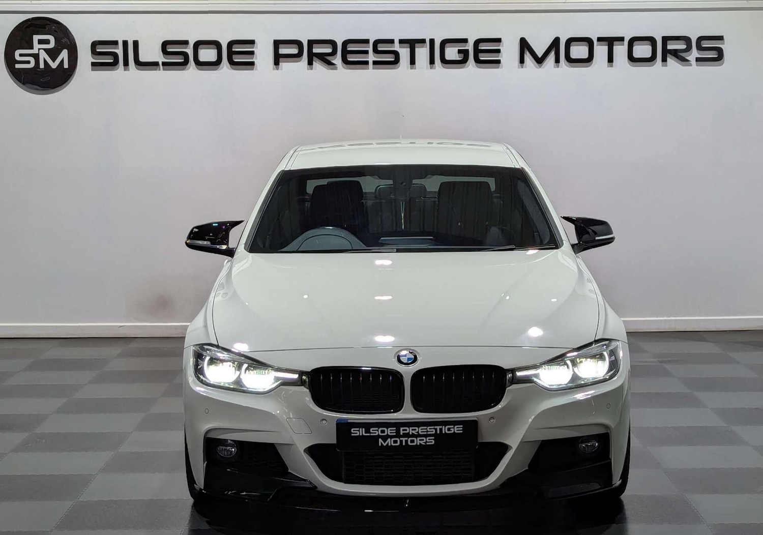 Used BMW 3 Series 2017 for sale - 76731123: Photo 4