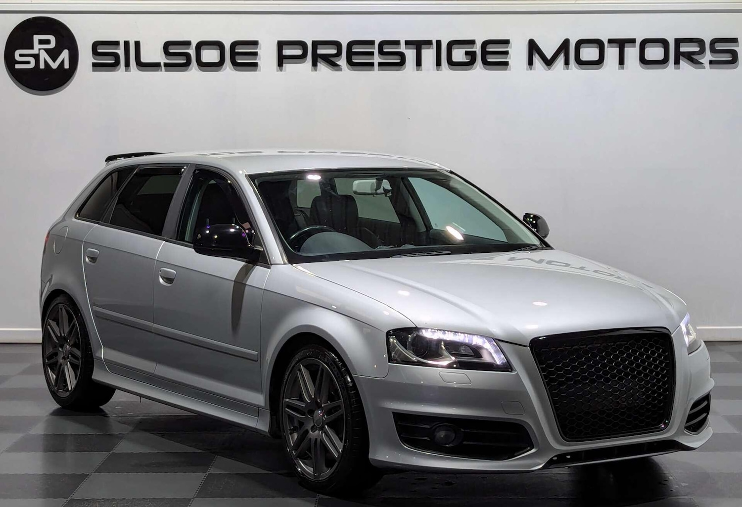 Used Audi A3 2010 for sale - 76731125: Photo 3