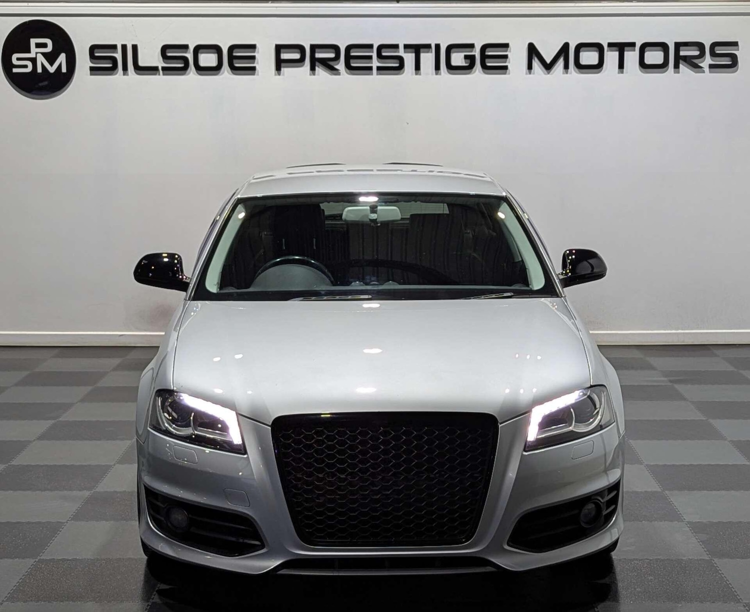 Used Audi A3 2010 for sale - 76731125: Photo 4