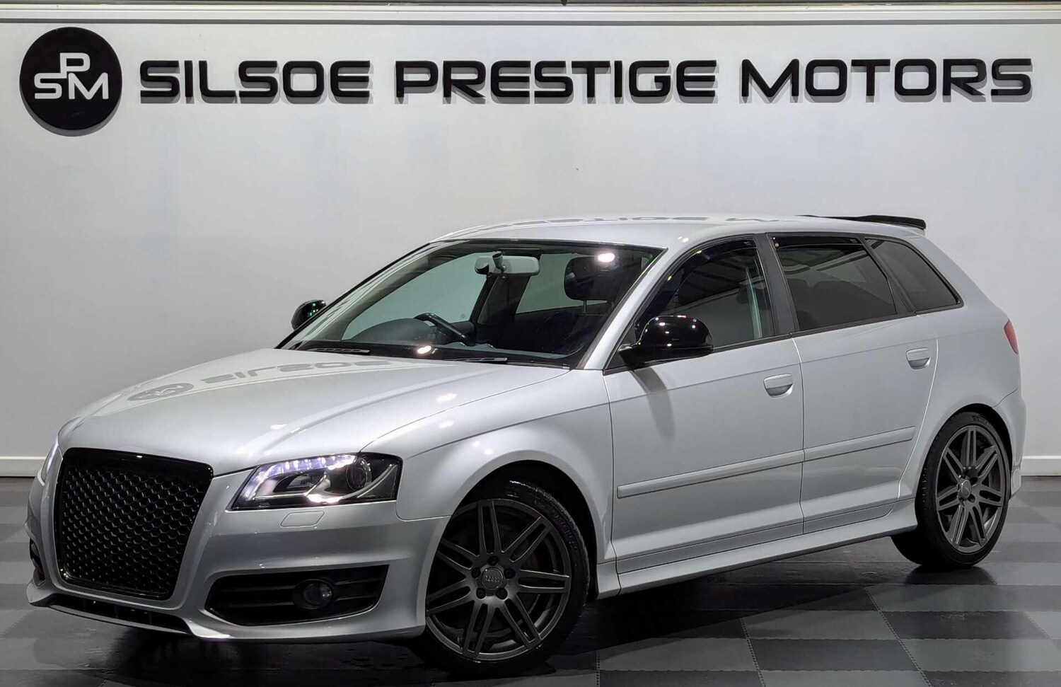 Used Audi A3 2010 for sale - 76731125: Photo 6