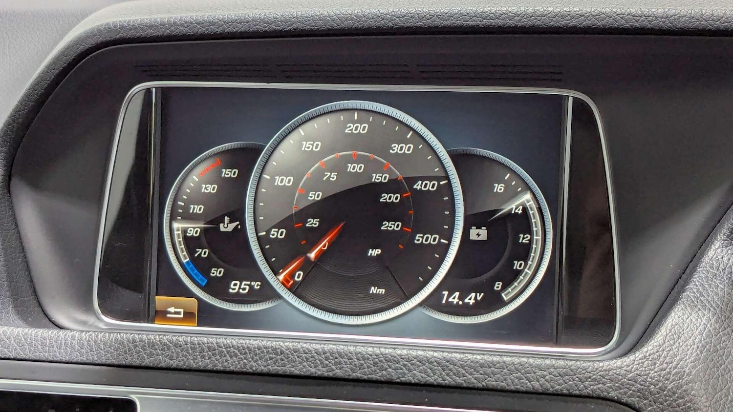 Used Mercedes-Benz E Class 2016 for sale - 77040521: Photo 39