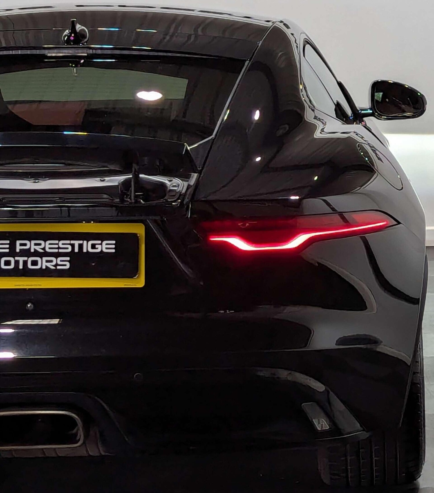 Used Jaguar F-Type for sale - 78203990: Photo 11