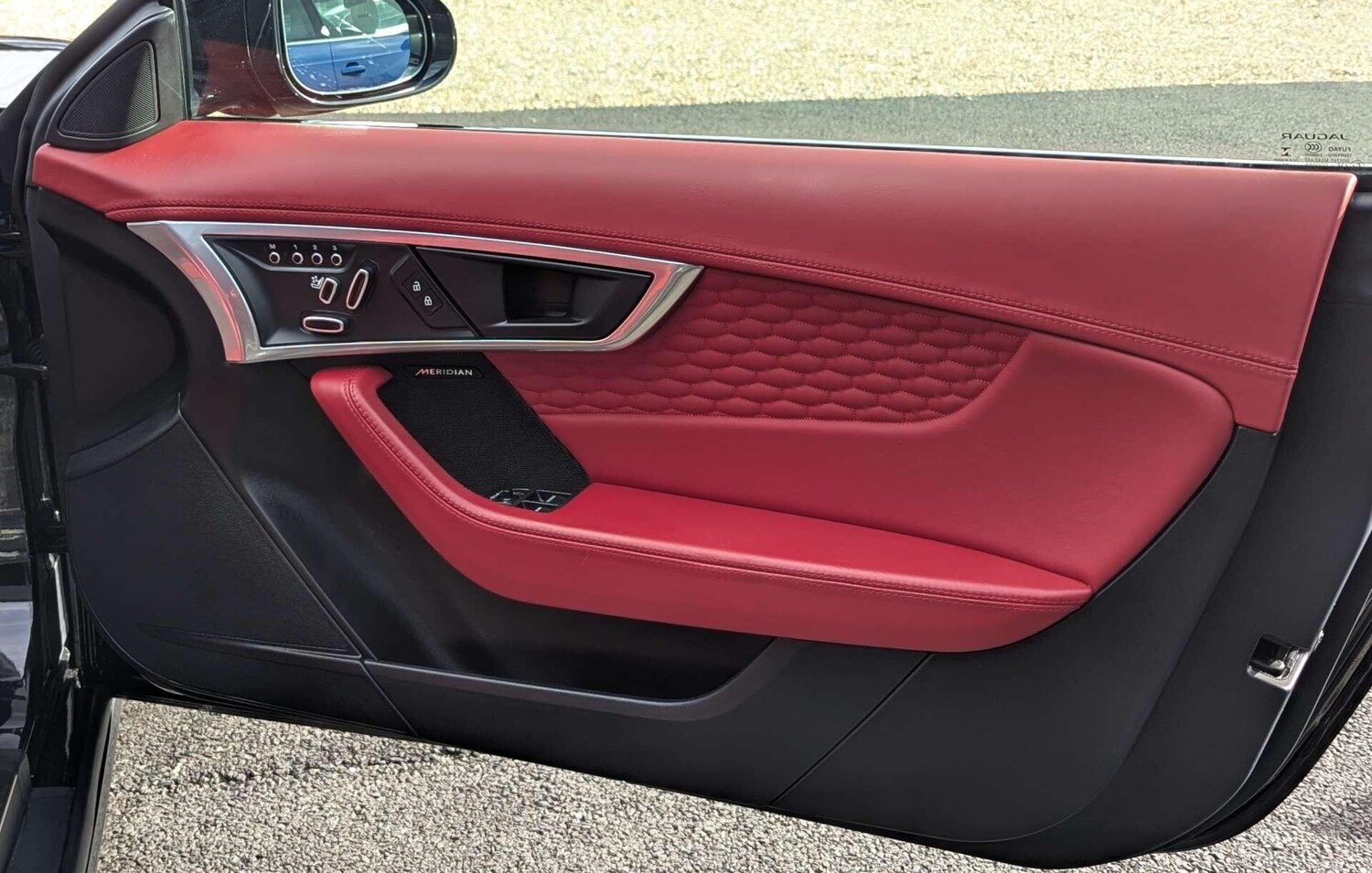 Used Jaguar F-Type for sale - 78203990: Photo 15