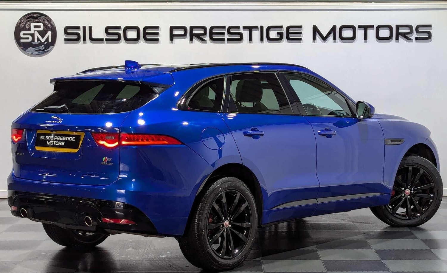 Used Jaguar F-Pace 2018 for sale - 77229652: Photo 14