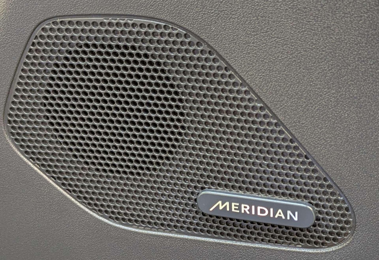 Used Jaguar F-Pace 2018 for sale - 77229652: Photo 17