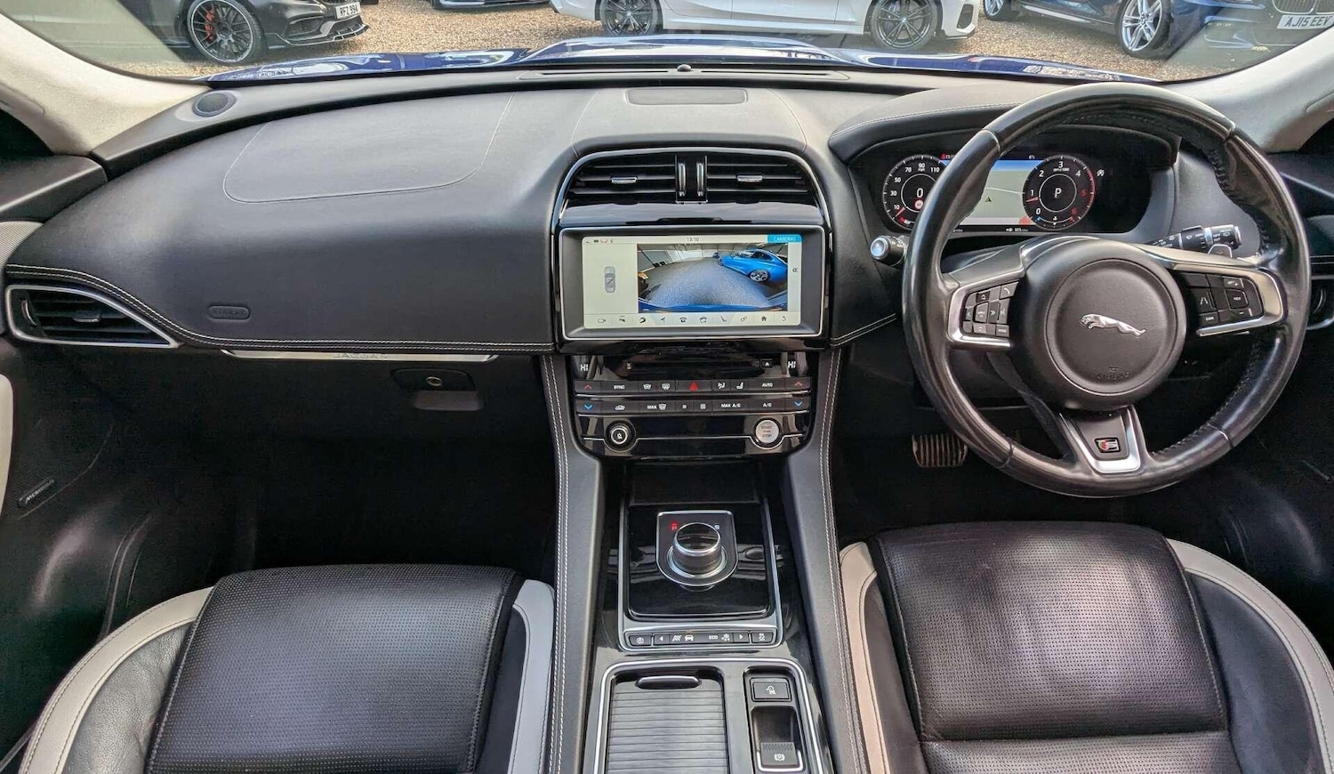 Used Jaguar F-Pace 2018 for sale - 77229652: Photo 30