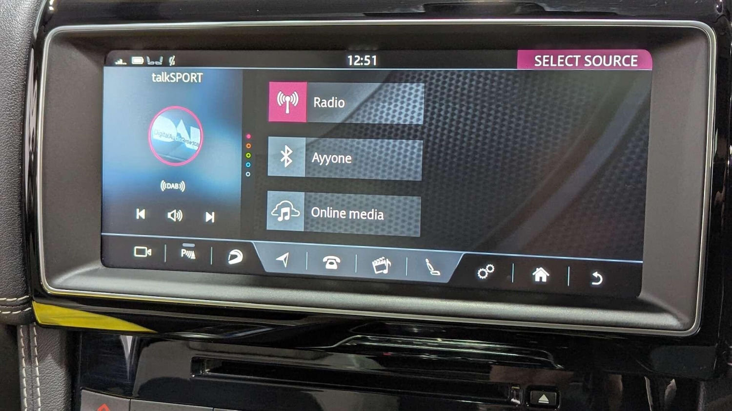 Used Jaguar F-Pace 2018 for sale - 77229652: Photo 38